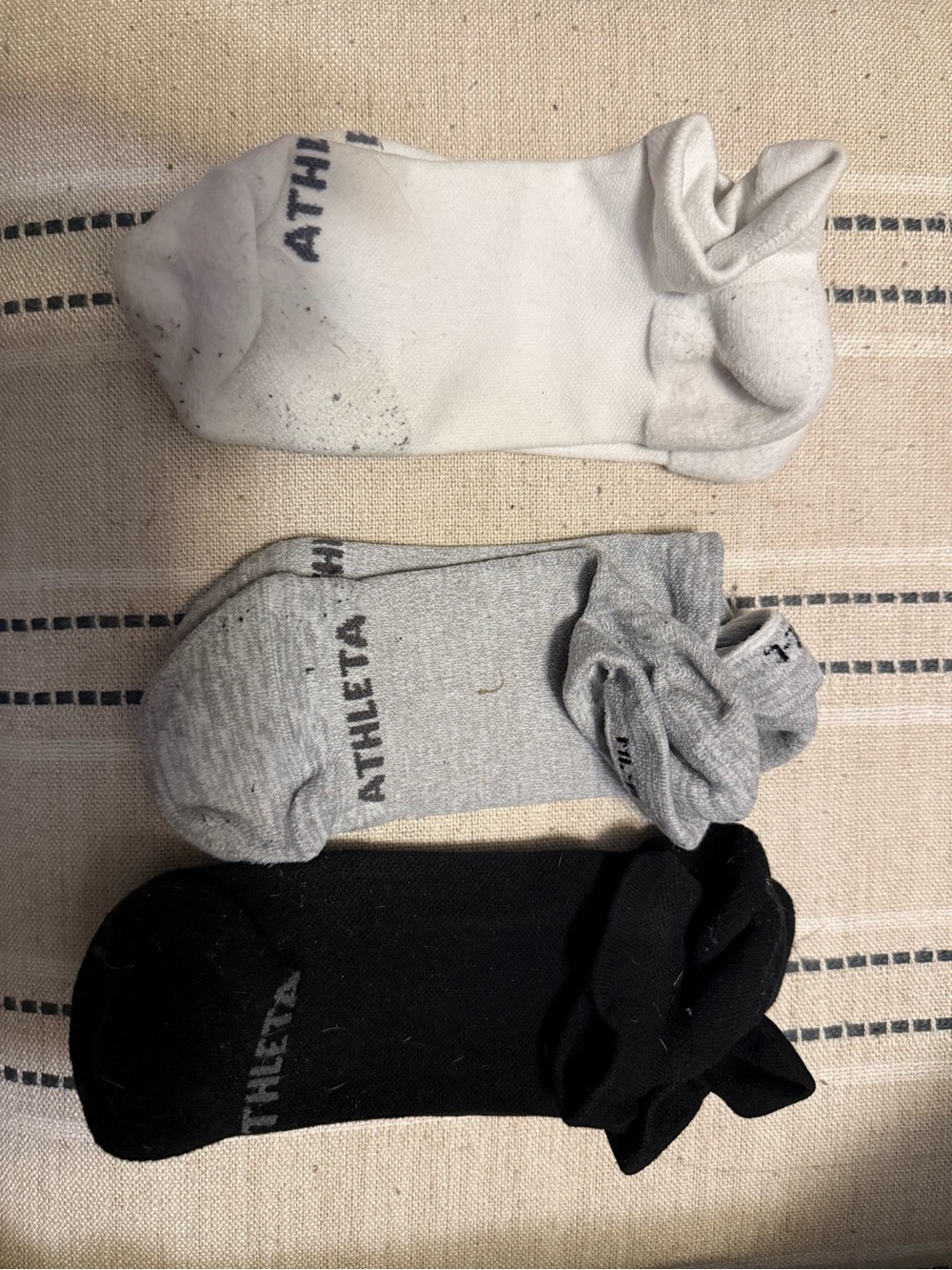 Athleta 3-Pack No-Show Socks — White, Gray, Black